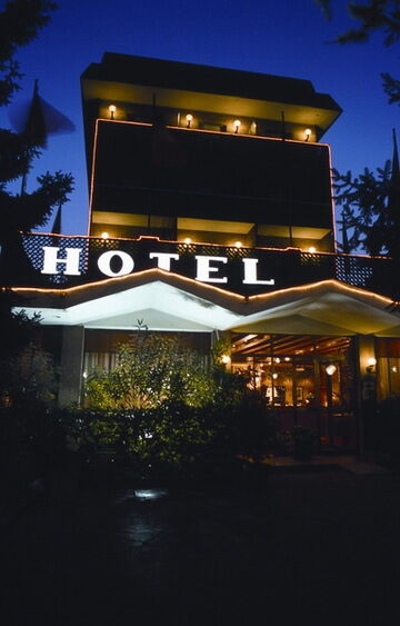 Hotel Pinewood Rome