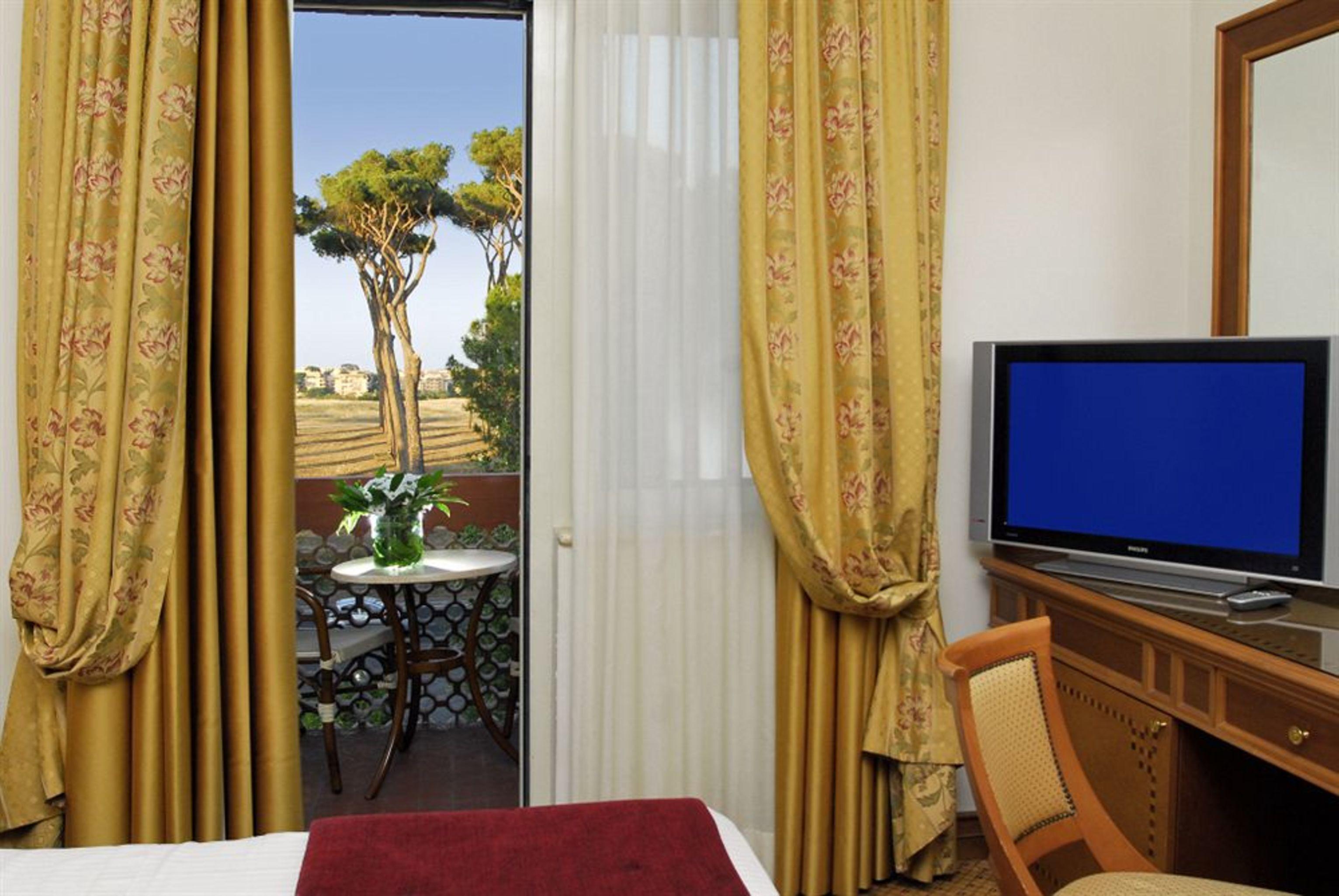Hotel Pinewood Roma